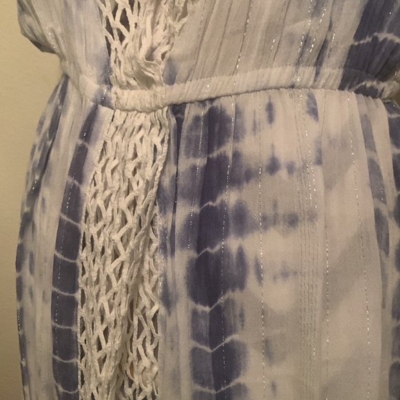 Beach cover up by Blue Island Beach. - Picture 3 of 5